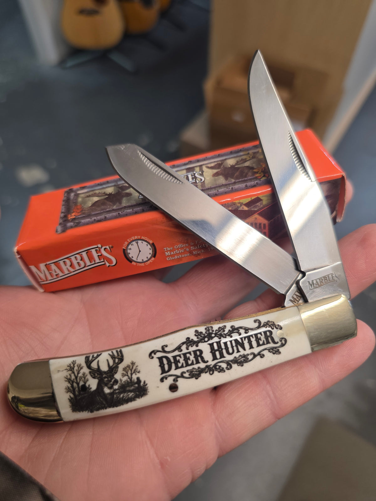 Marbles Natural Bone Trapper with Deer Hunter MR578DH
