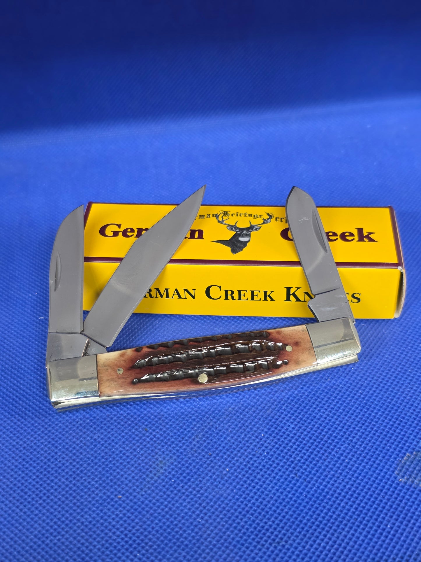 GERMAN CREEK Stockman - Antique Bone Stag Handles - EM2567062ABNJS