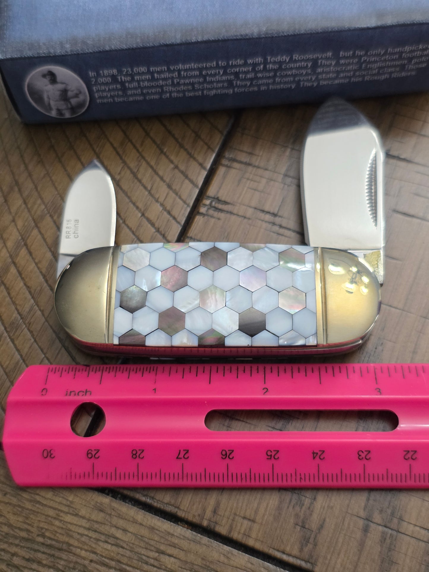 Rough Ryder - Honeycomb Mother of Pearl Baby Elephant Toe - Pocket Knife - RR816