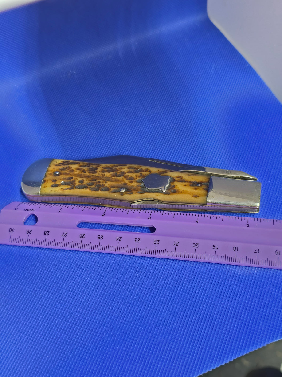 4 Line Cattaragus Jigged Bone Handle Coke Bottle Lockback Knife Used