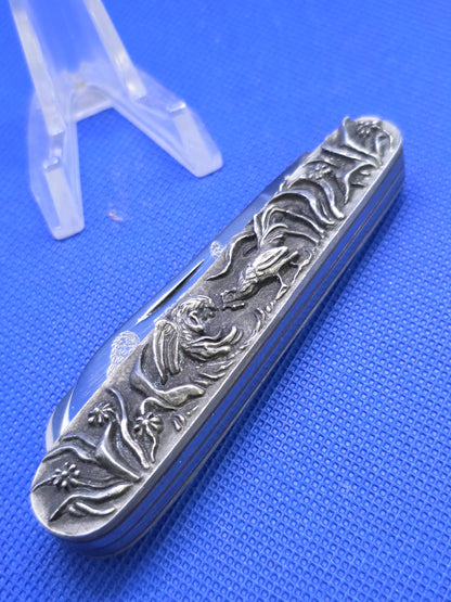 Somky Mountain Knife Work Knife Cock Fighter Embossed Handles Solid Steel