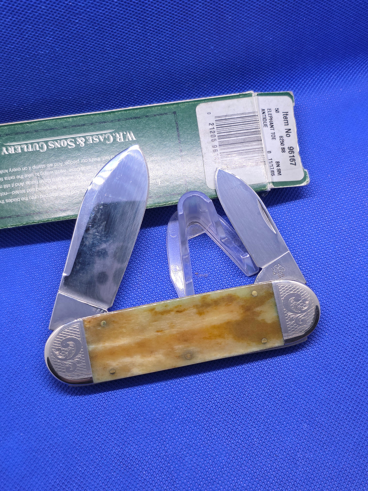 2005 Case XX Elephant Toe Smooth Antique Scrolled 1 of 100 SFO 96167