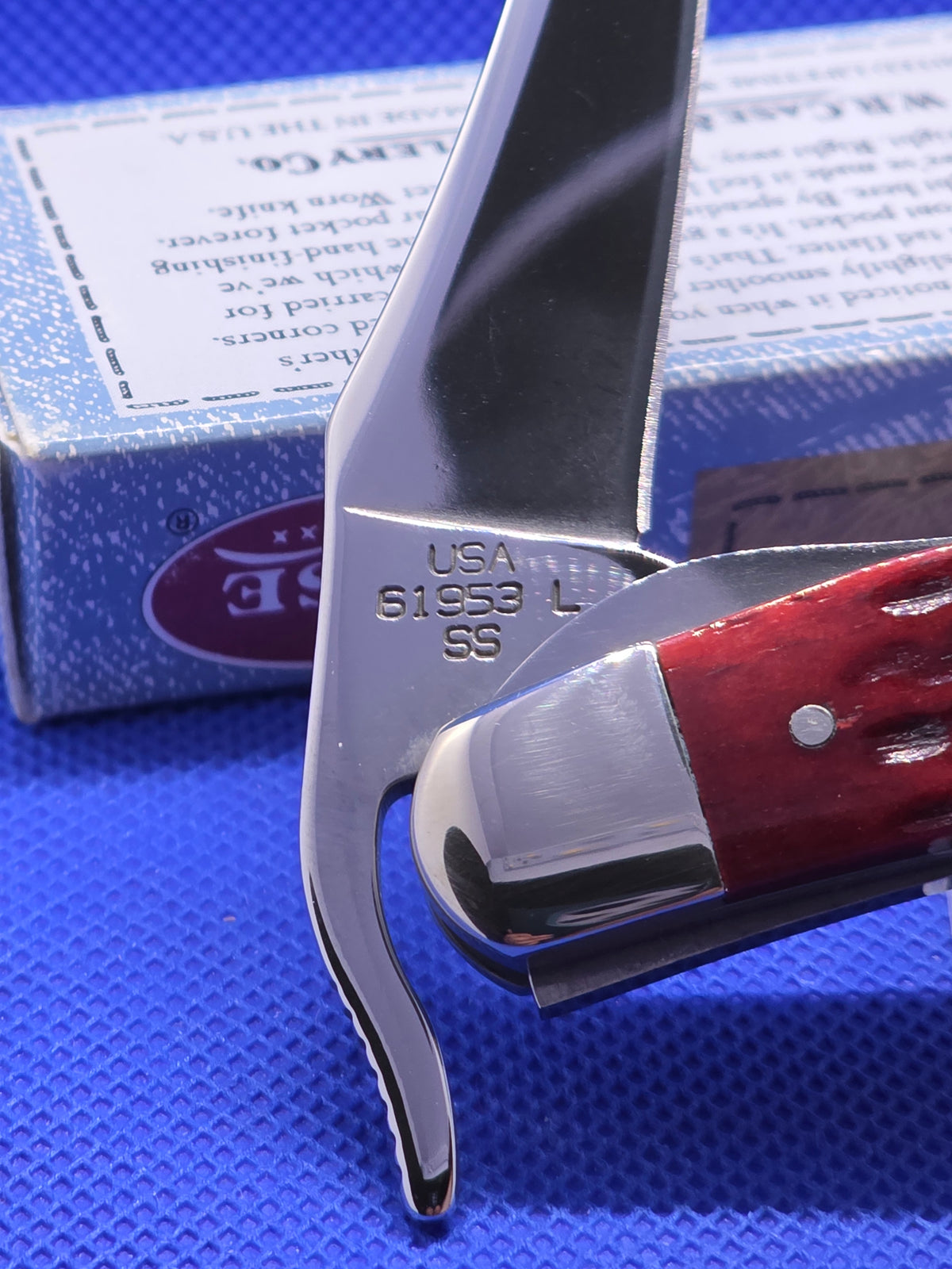 2000 Case XX Pocket Worn Red Bone Russlock 111 Shield NIB 00785