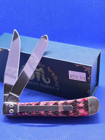 2025 Case XX Custom Trapper with Pocket Clip Red Armadillo Hide with Box