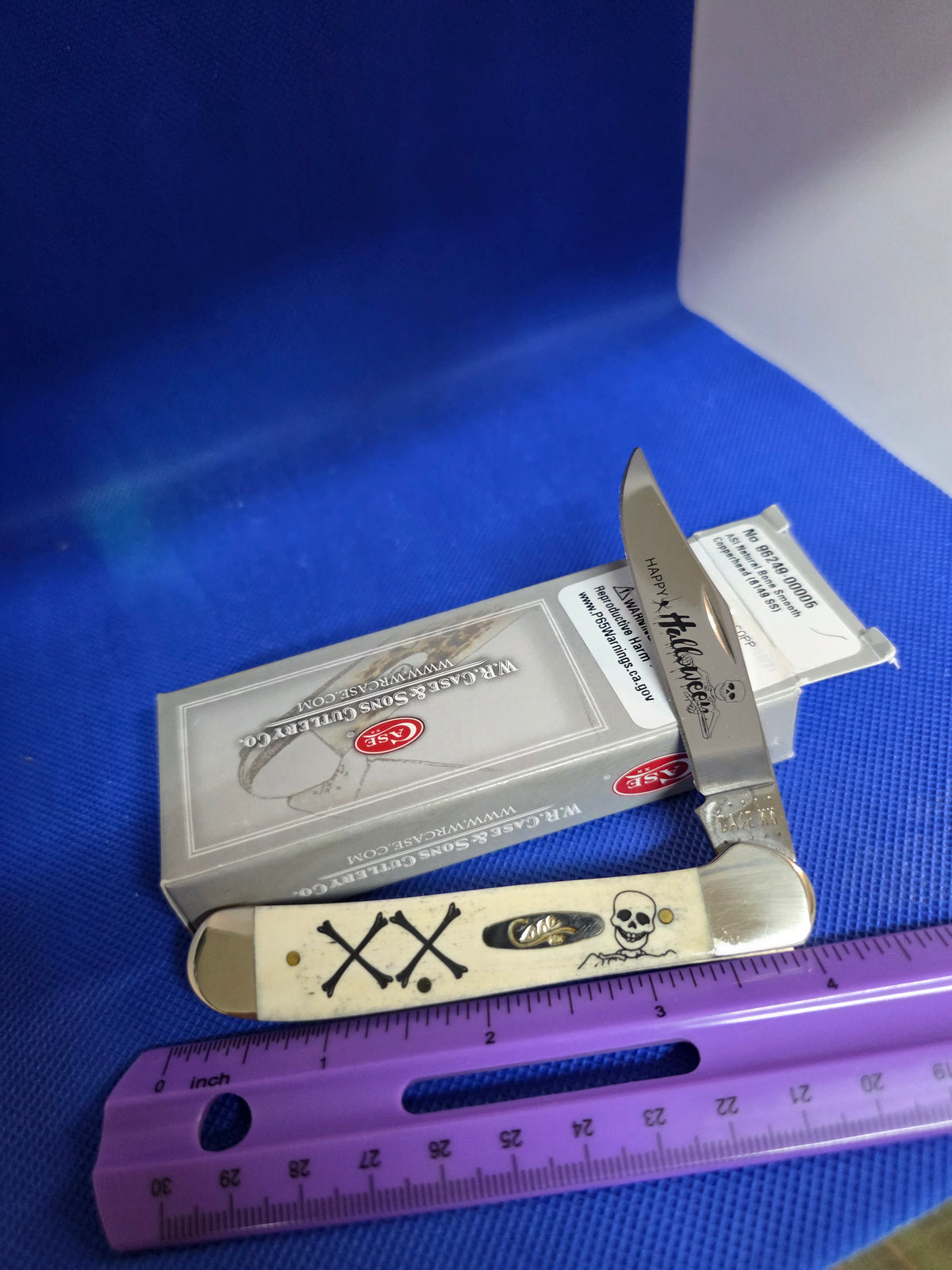2021 Case XX Smooth Natural Bone Halloween Copperhead 1 Blade 96249