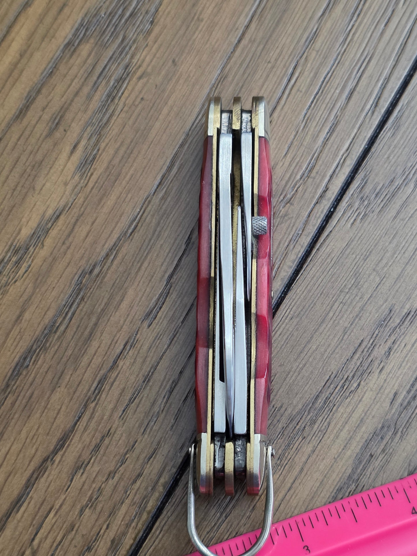 1ST GEN. Rough Ryder RR573 Red Bone Jigged Camp Knife