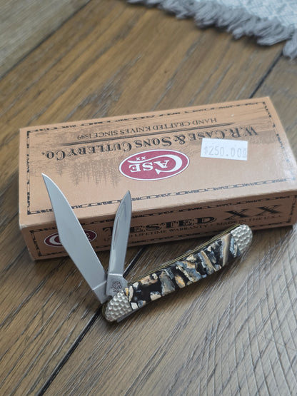 2011 Case XX Custom Peanut with Hammered Bolsters with a Case XX Felt Box and sleeve