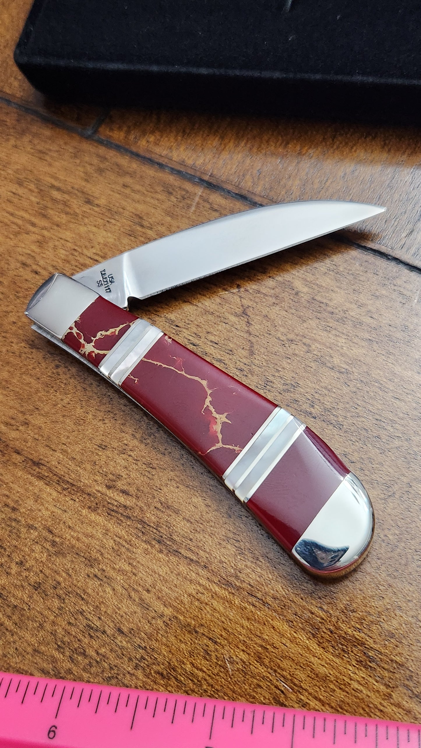 2013 Case XX Red Gold Jasper Exotic Swayback Pocket Knife with Felt Box