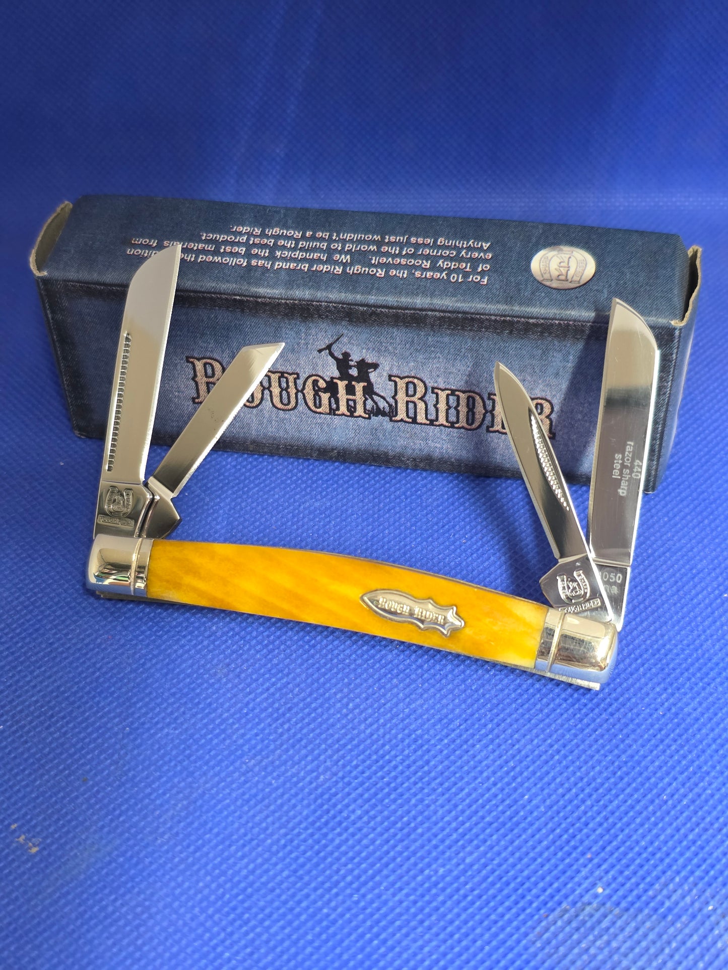 Rough Ryder Twisted Bone Small Congress - RR1050