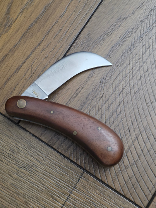 1940-64 Case XX Hawkbill Pruner with Walnut Wooden Handles Factory Edge