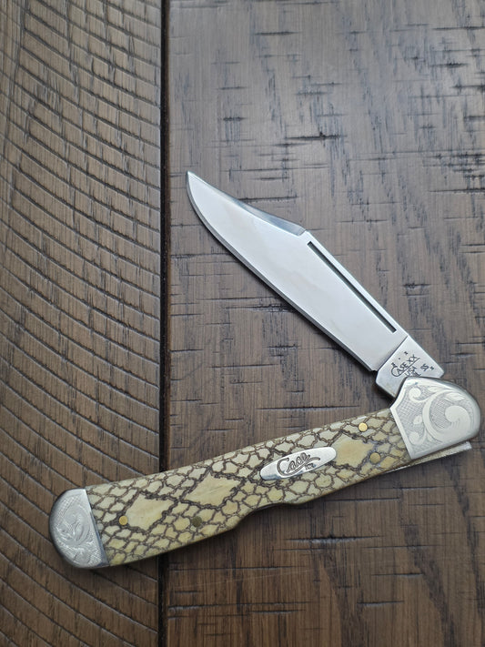 2004 Case XX Rattlesnake Jigged Copperlock Scrolled Bolsters SMKW SFO