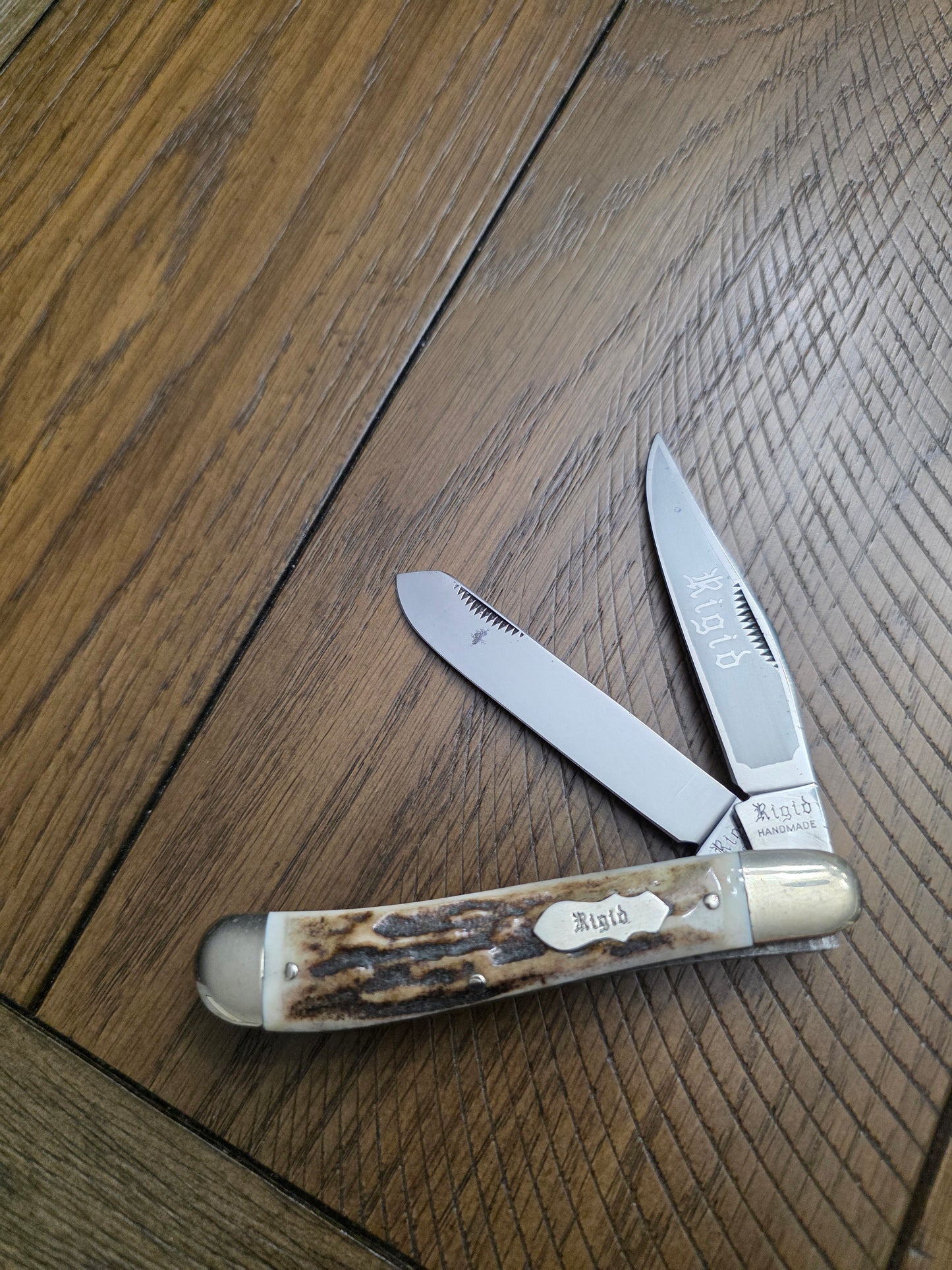 Rigid R18 Stag Trapper 4" German Made