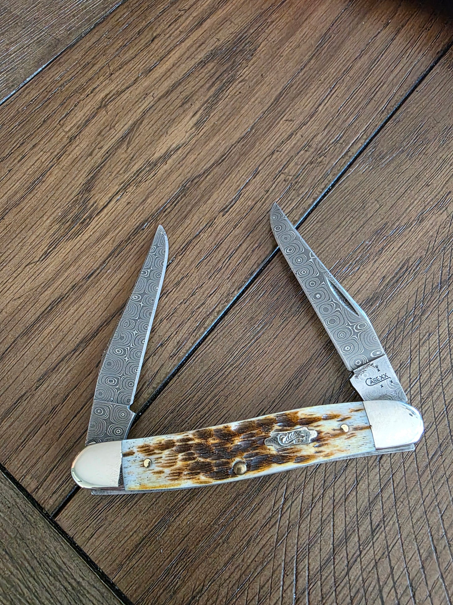 2007 Case XX Rain Drop Damascus Muskrat with Amber Bone Handles No Box