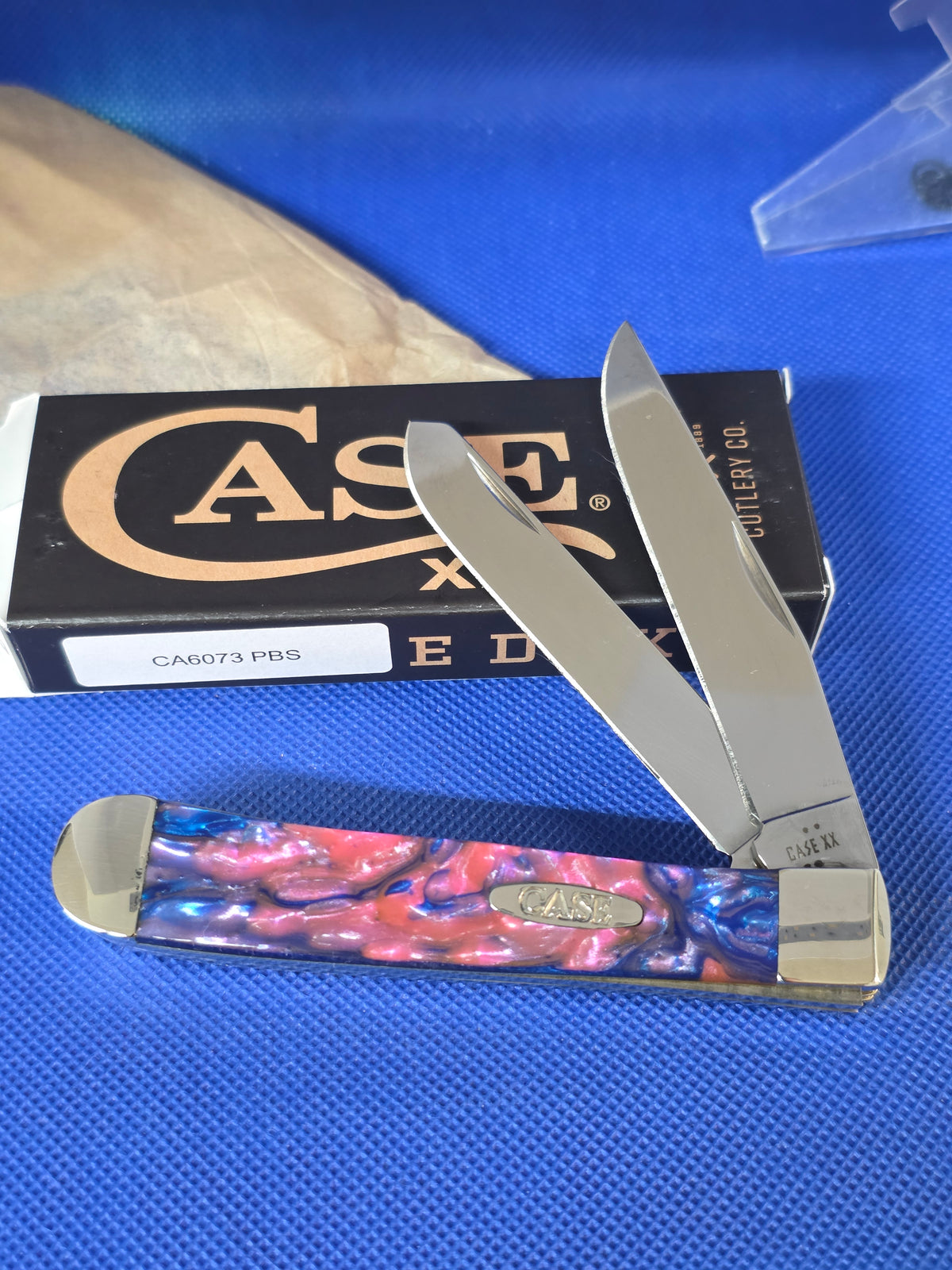 Case XX Corelon Trapper with Pink & Blue Sapphire Handles - 6073-PBS