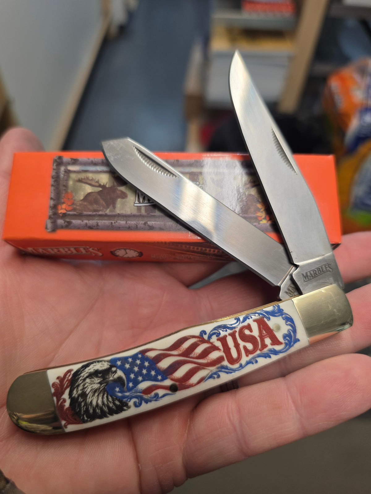 Marbles Natural Bone Trapper with USA Flag & Eagle MR578EUSA