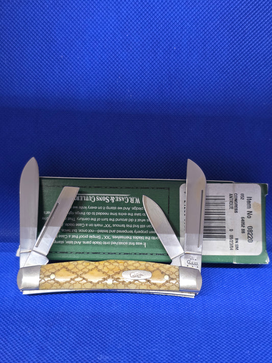2004 Case XX Smooth Antique Rattlesnake Congress 64052 08220 SMKW Exclusive