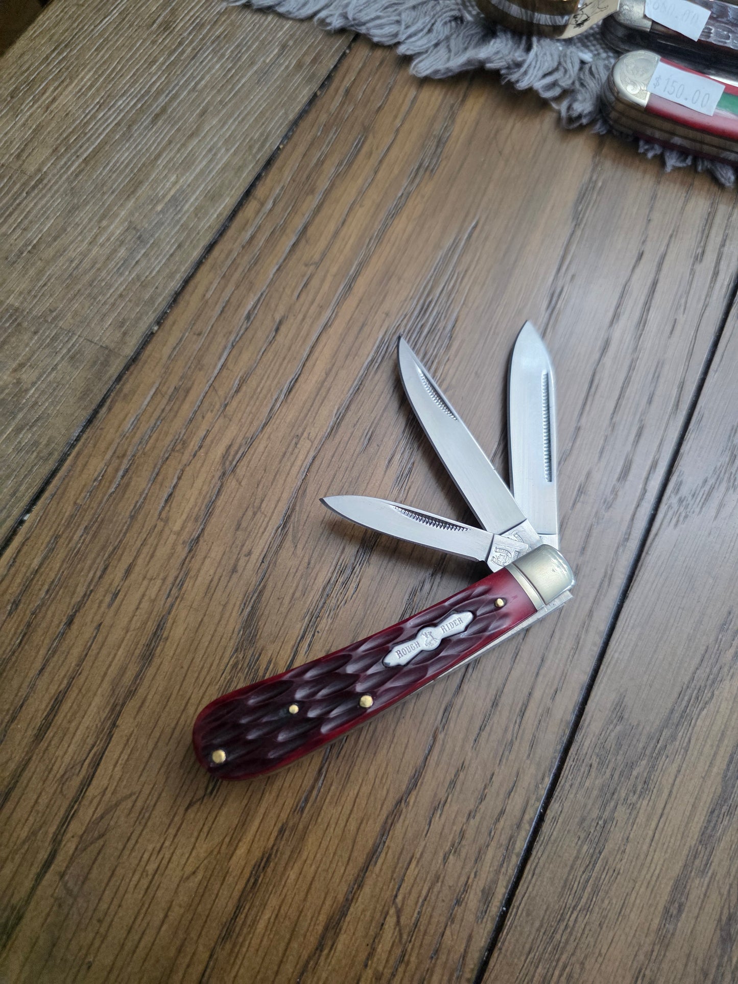 Rough Rider 3 Blade Mini Trapper Red Jig Bone PROPELLER Shield RR430