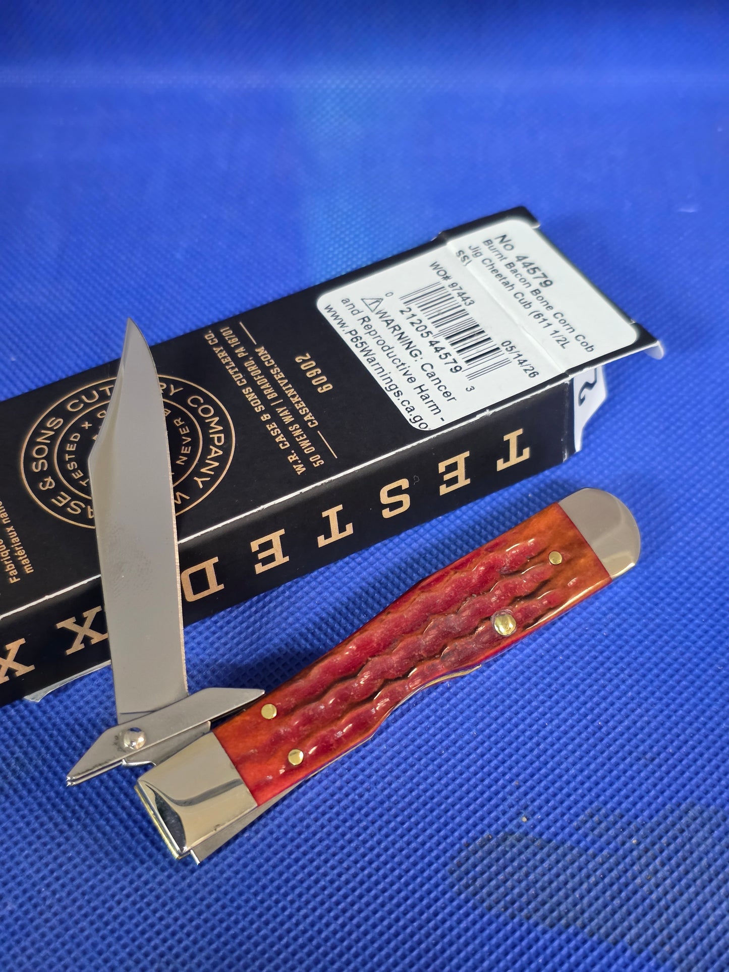 2026 Case XX Bacon Bone Cheetah Cub SMKW Exclusive Sold Out 44579