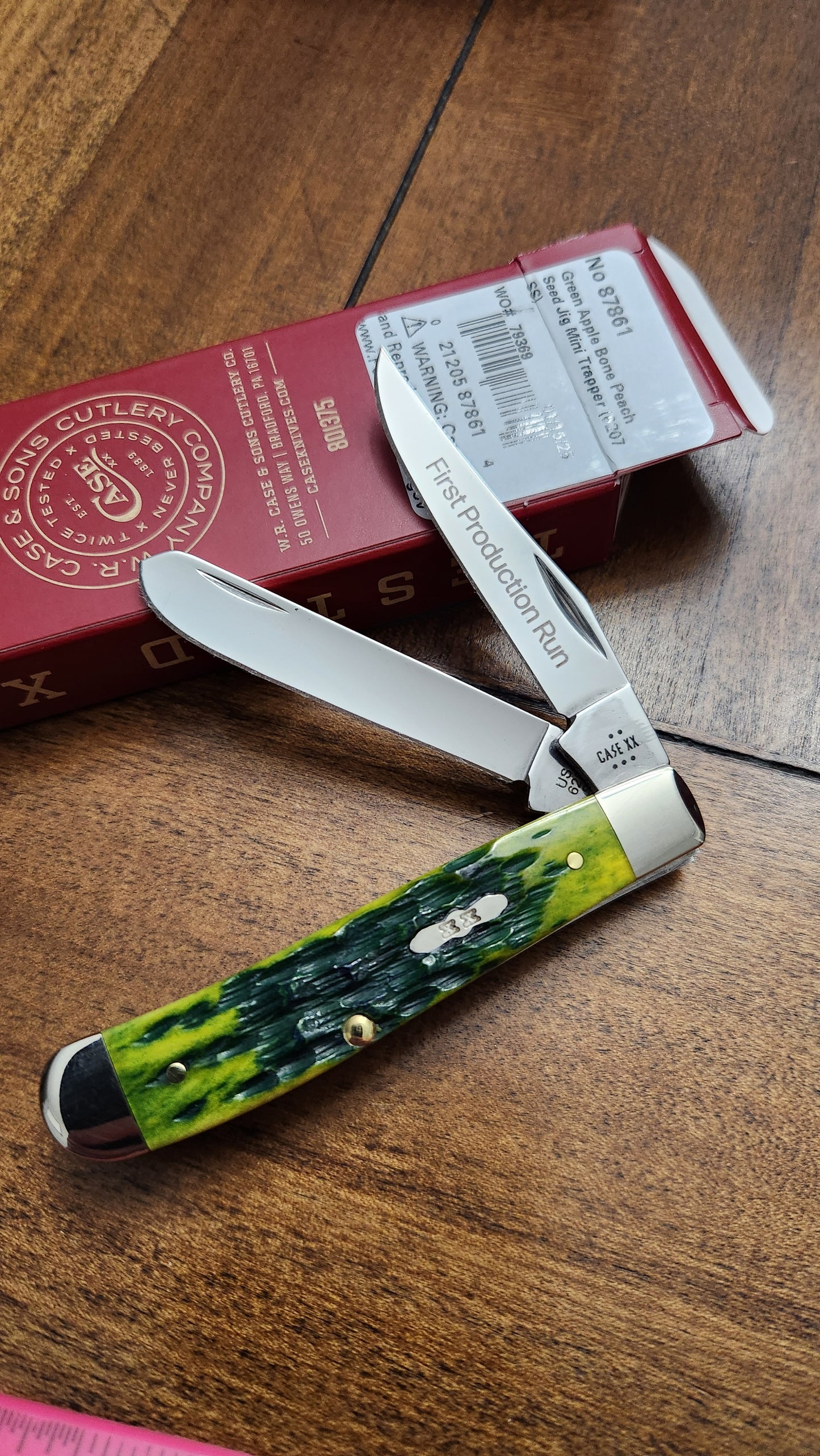 2025 Case XX Green Apple Jig Bone Mini Trapper First Production Run 1 of 250 87861