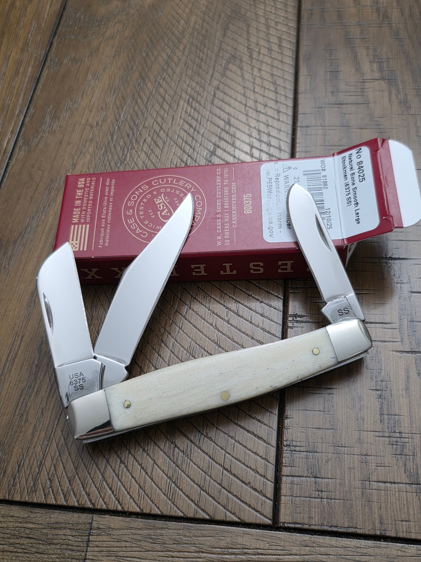 2026 Case XX Smooth Natural Bone Large Stockman Red Shield First Production Run 84025
