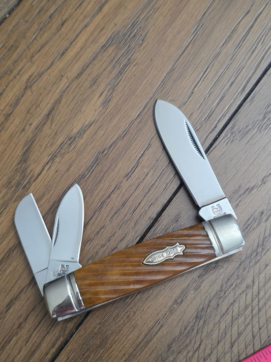 Rough Rider Twisted Bone Boxcar Whittler RR1055