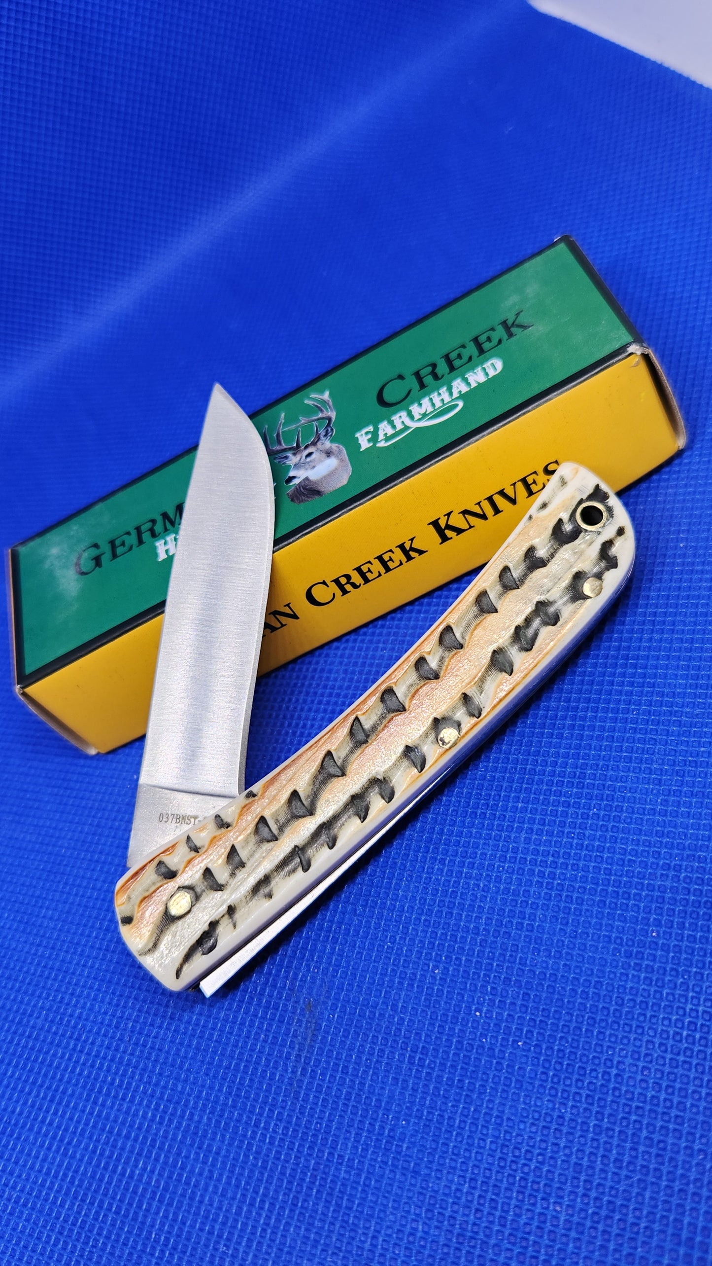 The Hillbilly Farmhand - Burnt Bone Stag Handles - GCFH037BNST