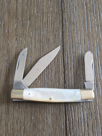 1980 Fight'n Rooster Mother Of Pearl Stockman #5 of 100