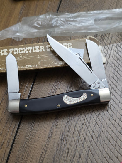 Frontier Stockman Pocket Knife Black Delrin Handle Saw Cut Jig Westmoreland Coal Co.