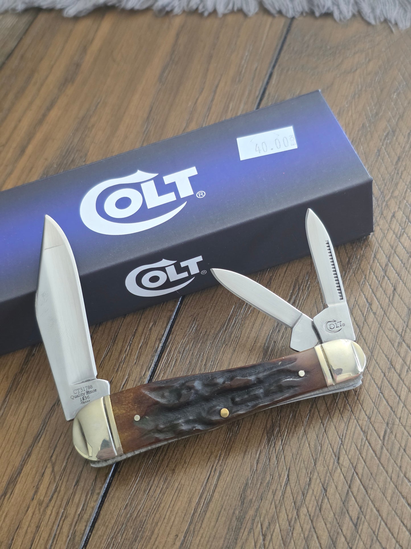 Colt Brown Bone Stag Split backWhittler CT317BB