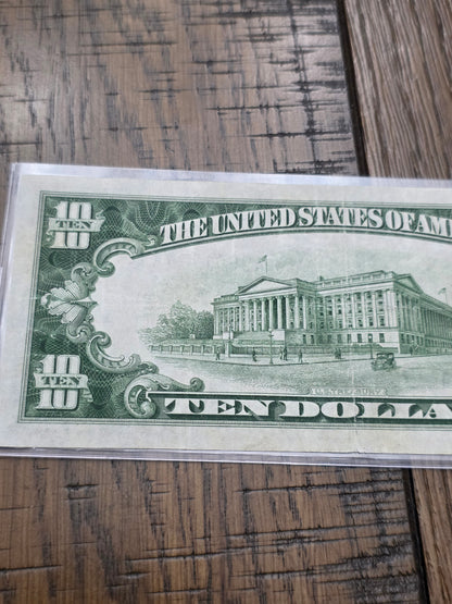 1934 Series A $10 Yellow Seal Silver Certificate in AU Condition US-Note