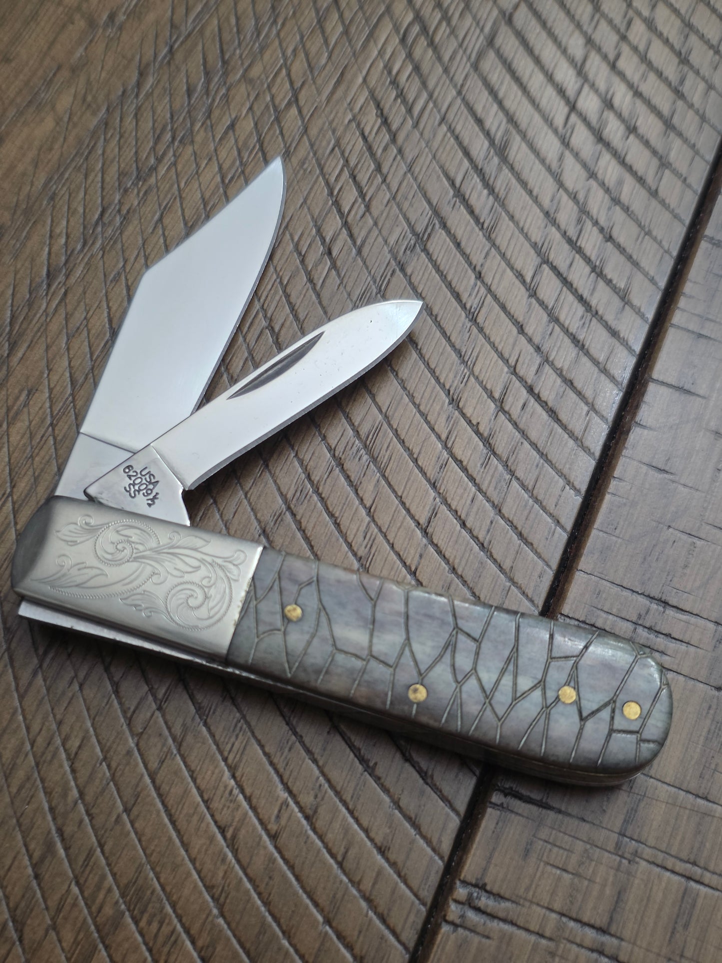 2006 Case XX Appaloosa Arrowhead Jigged Barlow with Scrolled Bolsters SMKW Exclusive