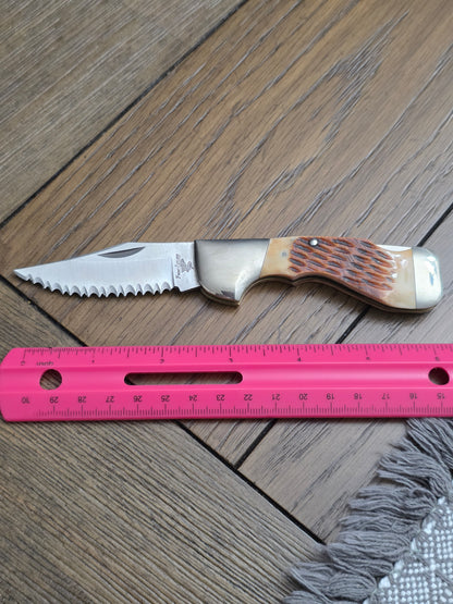 Vintage Frost Choctaw Jigged Bone Fully Serrated Lockback - Japan